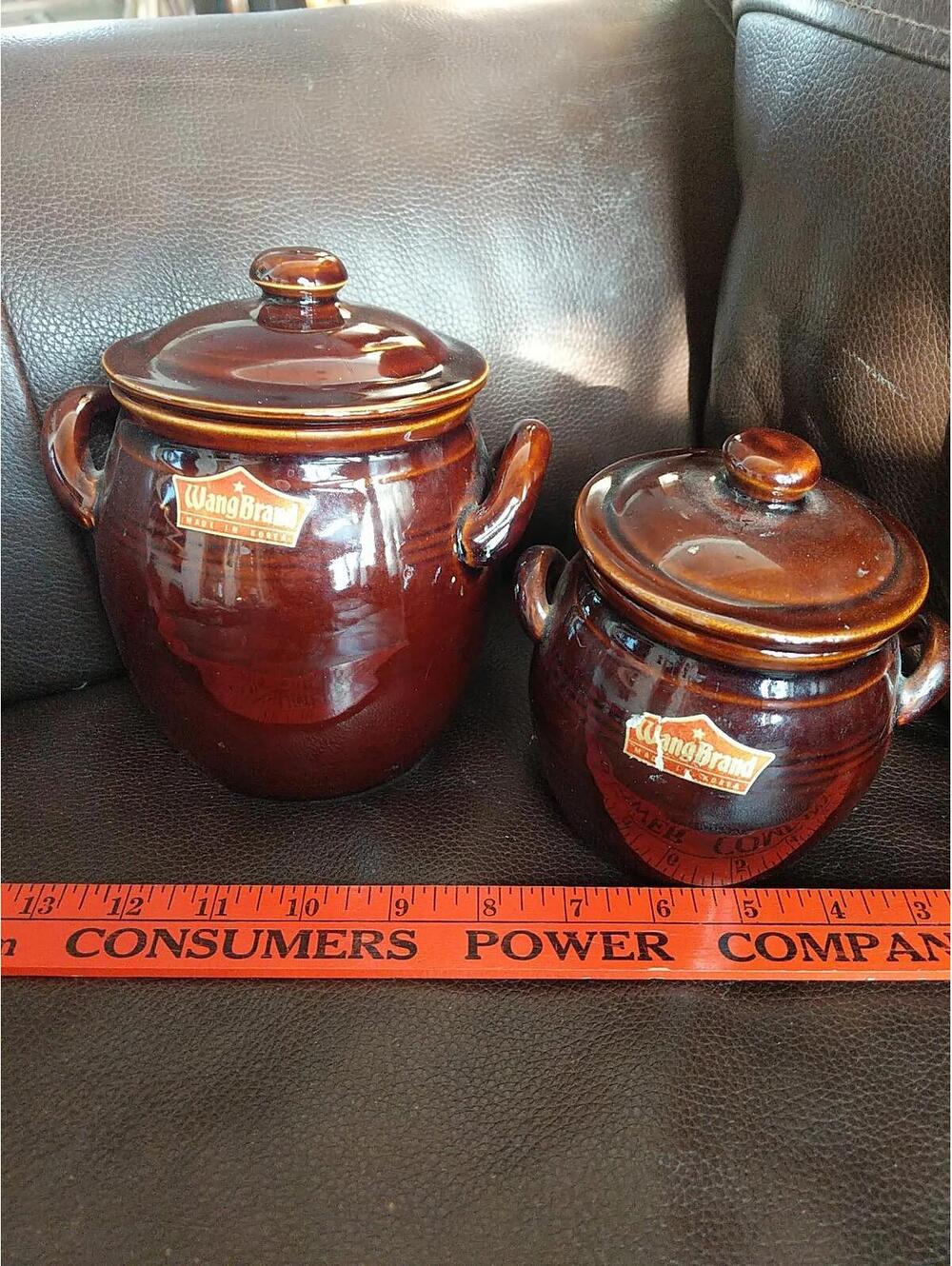Set Of 2 Sizes Wang Brand Bean Pots with Lids